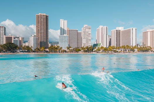 Hawaii Cliff Hotels Where Sea and Sky Feel Like One